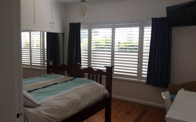 The Seaside Beachhouse Mollymook