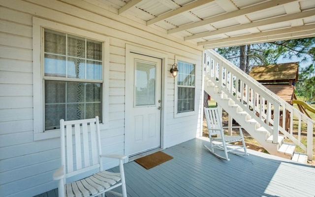 Fischer 3 Bedroom Farmhouse by RedAwning