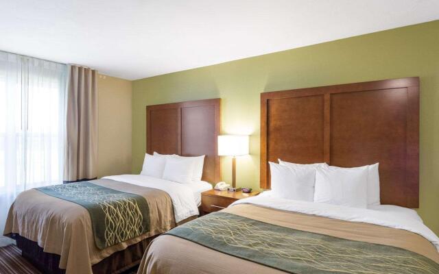 Comfort Inn & Suites Fayetteville - University Area