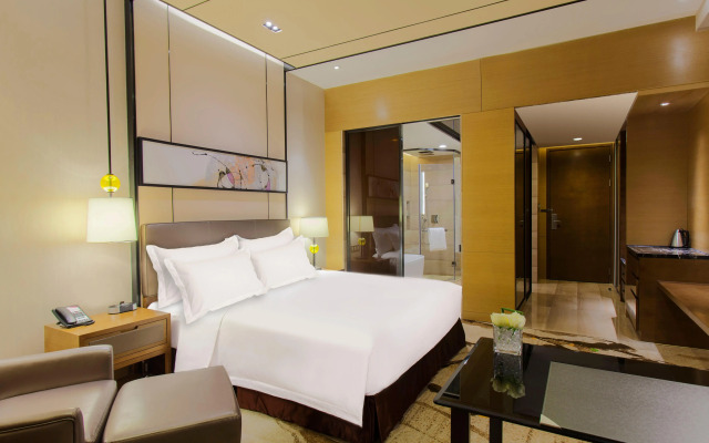 Crowne Plaza Tianjin Meijiangnan by IHG