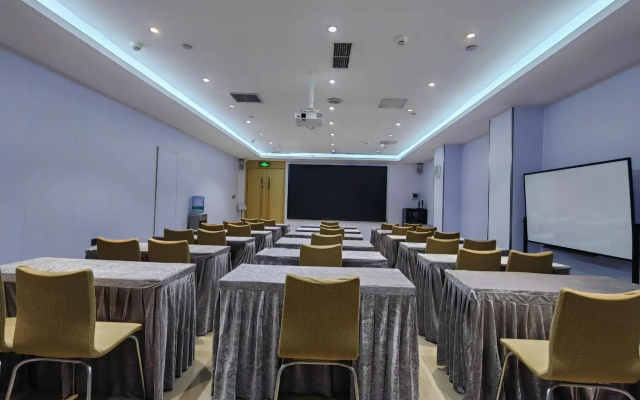 Ji Hotel Zhuozhou East Station