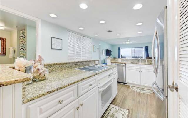 Windjammer 402 - Two Bedroom Condo