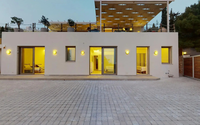 Villa Blue Coast Lagonissi