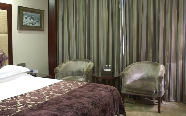 Jinou Hotel