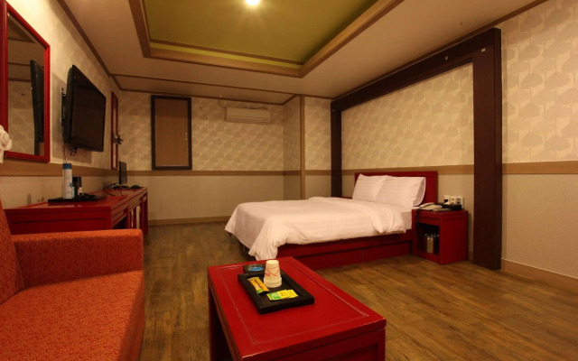 KS Hotel