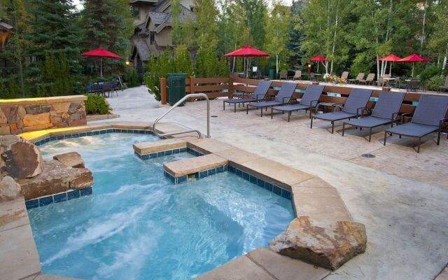 Aspenwood 311 2 Bedroom Condo by RedAwning