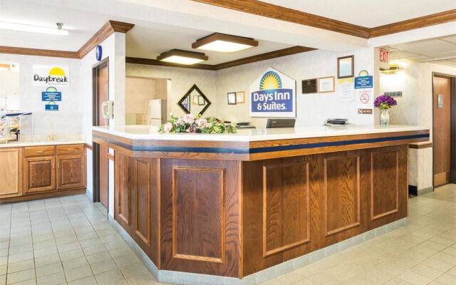 Days Inn Pontoon Beach