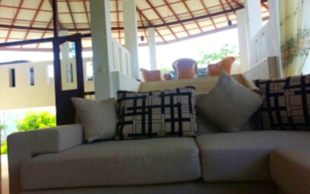 Hilltop Boutique Villa