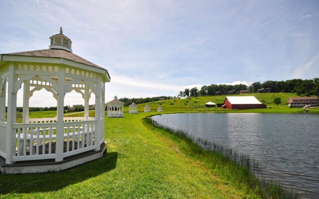 Lakeside Story 6 Bedroom House