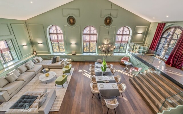 Les Suites de l'Île Barbe