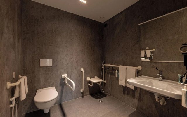 Porto Lotti Suite Hotel