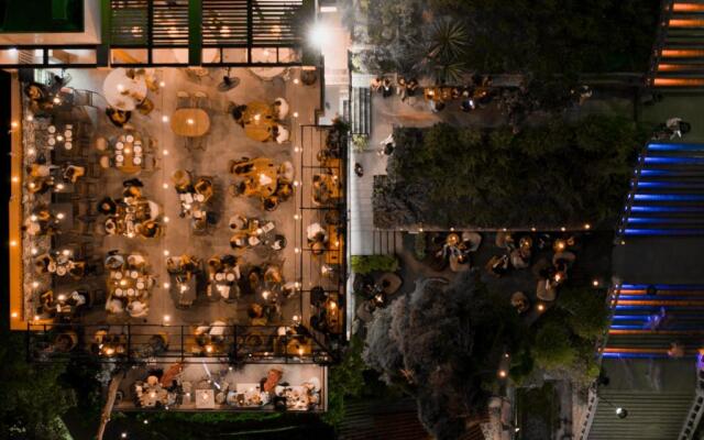 193 Urban Hotel