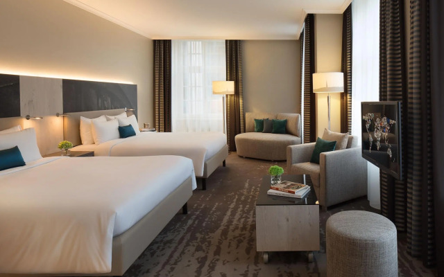 Renaissance Hamburg Hotel