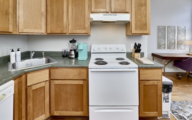 White House at Grand Central