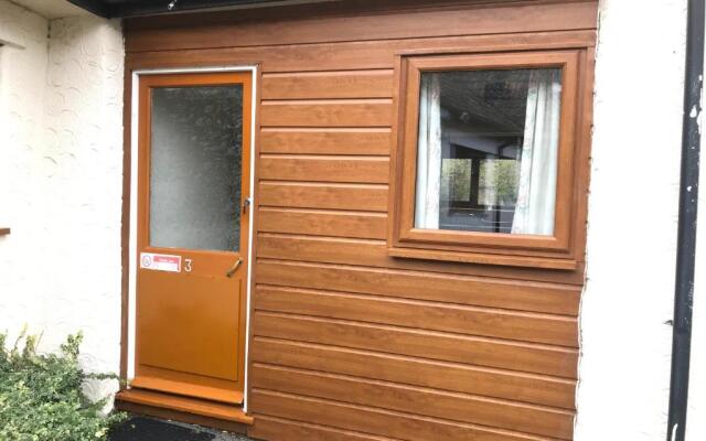 Court Farm Holiday Bungalows Ltd