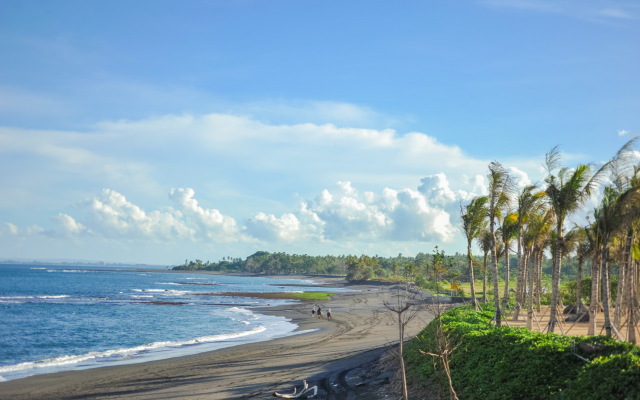 Komaneka at Keramas Beach