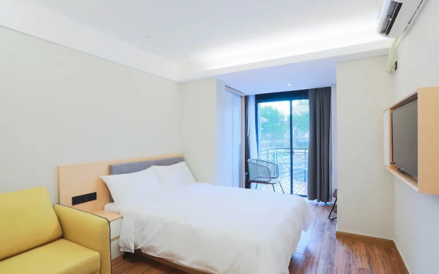 CJIA Service Apartment Hotel