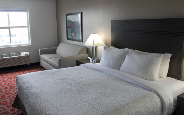 Ramada by Wyndham Sherwood Park