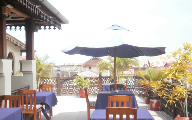 Asmini Palace Hotel