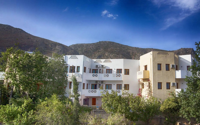Romantica Hotel Apartments