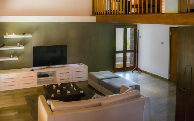 Villa White Queen