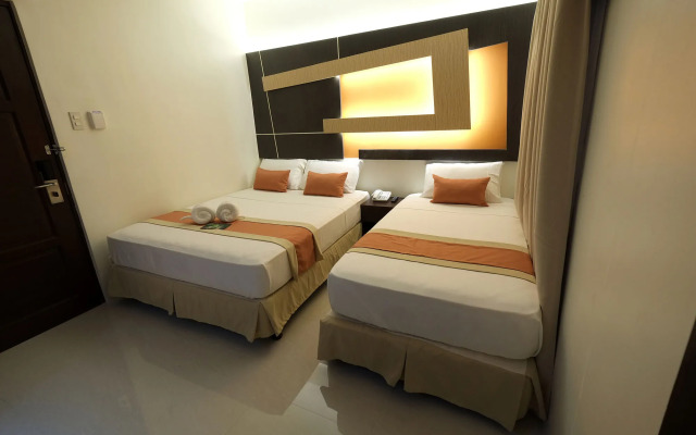 Southpole Central Hotel