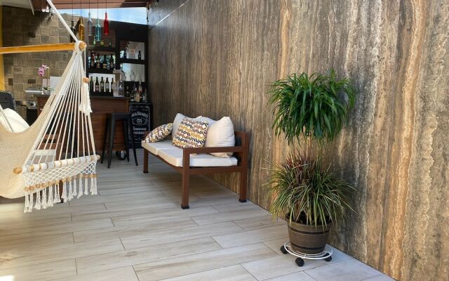 Airport SJO Residence 2 Edward & Familia