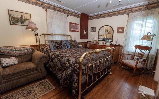 Wolf Creek Farm B&B and Motorcycle Manor at Wolf Creek Farm