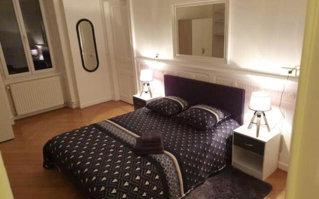 Appartement de 4 chambres avec wifi a Hauts de Bienne