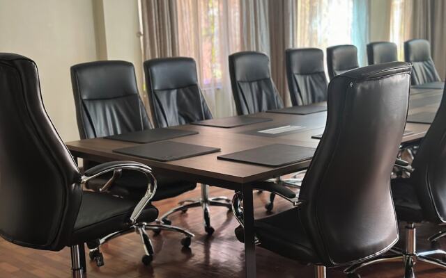 GemSuites State House
