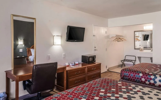 Country Hearth Inn Suites Greenville