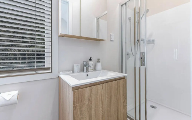 Serene 2Br Home W Grill & Yard
