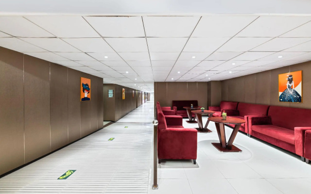 Savile K-Knight Luan Hotel