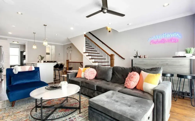Near Gulch 12 South Book Luxury Now