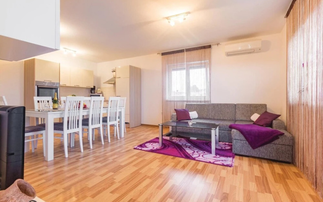 Amazing Home in Medulin With Wifi and 3 Bedrooms