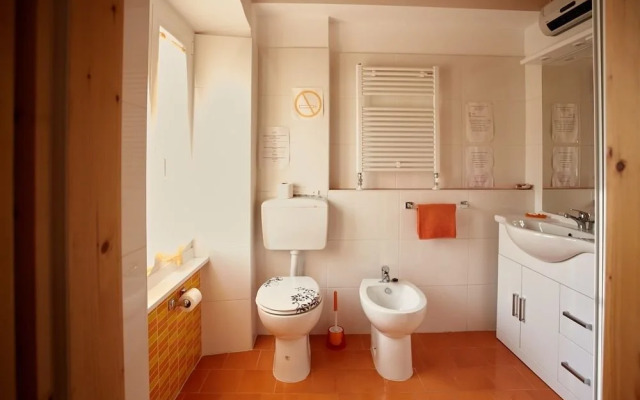 Room-romantic Eco-lodge in the Heart of