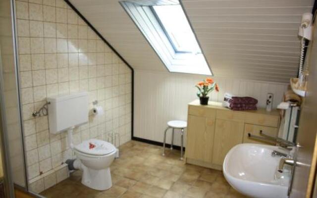 B&B on route L854 - Pension zum Riepen