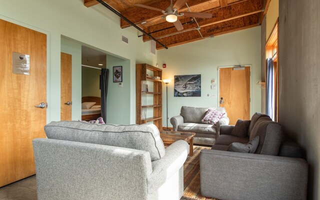 The Crash Pad - An Uncommon Hostel