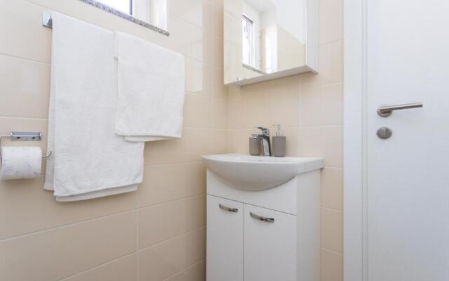 Apartments and Rooms Kod Keti