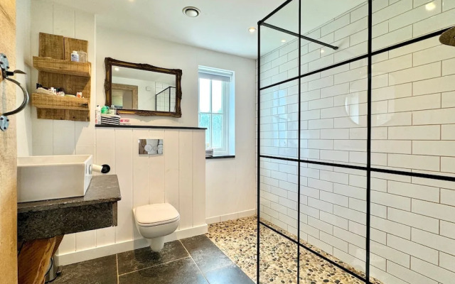 Seawynds Family Home With Far-reaching Sea Views