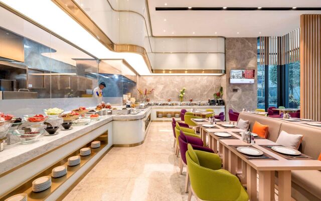 Mercure Chengdu Huapaifang