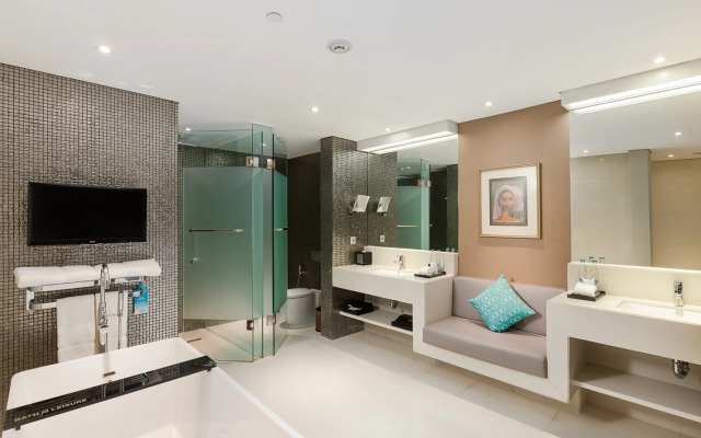 Double-Six Luxury Hotel