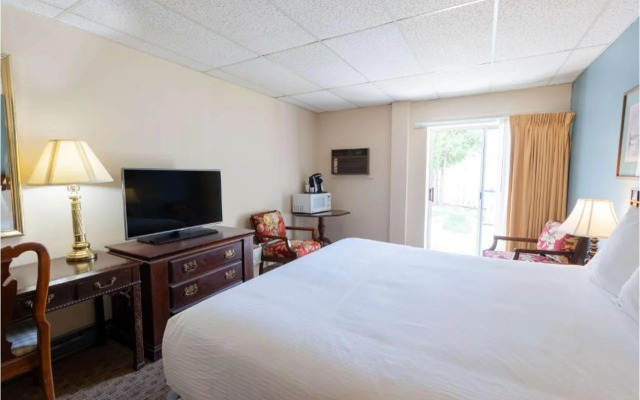 Boothbay Harbor Inn