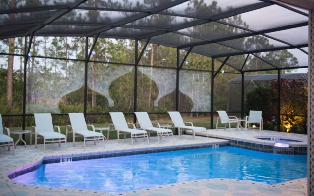 Watersong Resort Six-bedroom