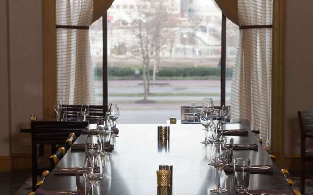 The Royal Sonesta Harbor Court Baltimore