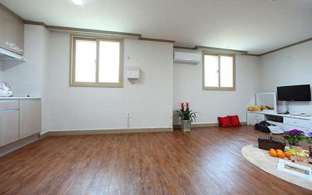 Seocheon Ssangdo Pension