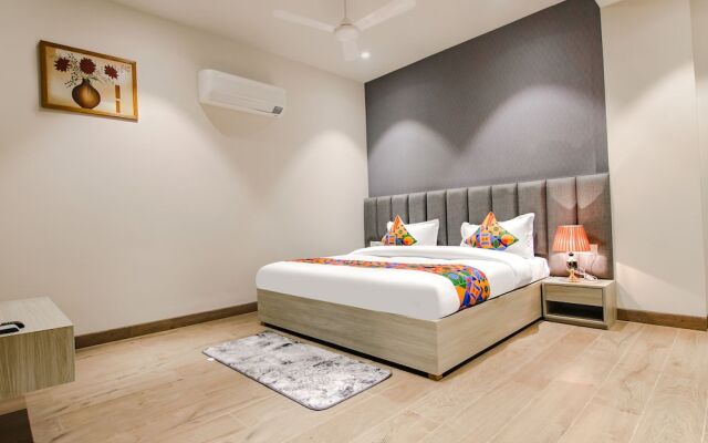 Prime K9 Grand by FabHotel