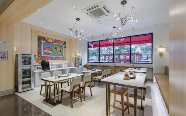 Shenzhen Mint International Apartment