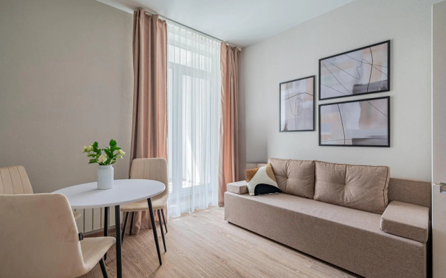 Лайт Апартаменты на улице Краснолесья 10/3