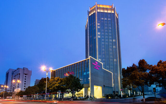 Crowne Plaza Zhenjiang by IHG
